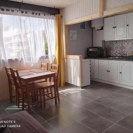 Chaleureux En Bord De Apartment